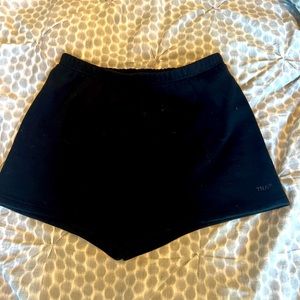 Aritzia Tna Black Fleece Shorts